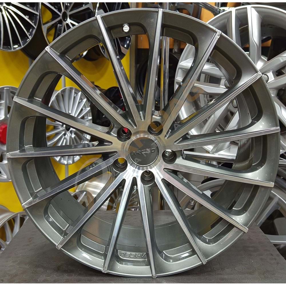 20X9-10 (ÖN ARKA) 5X112 ARCEO BERLİN ÇIKMA JANT