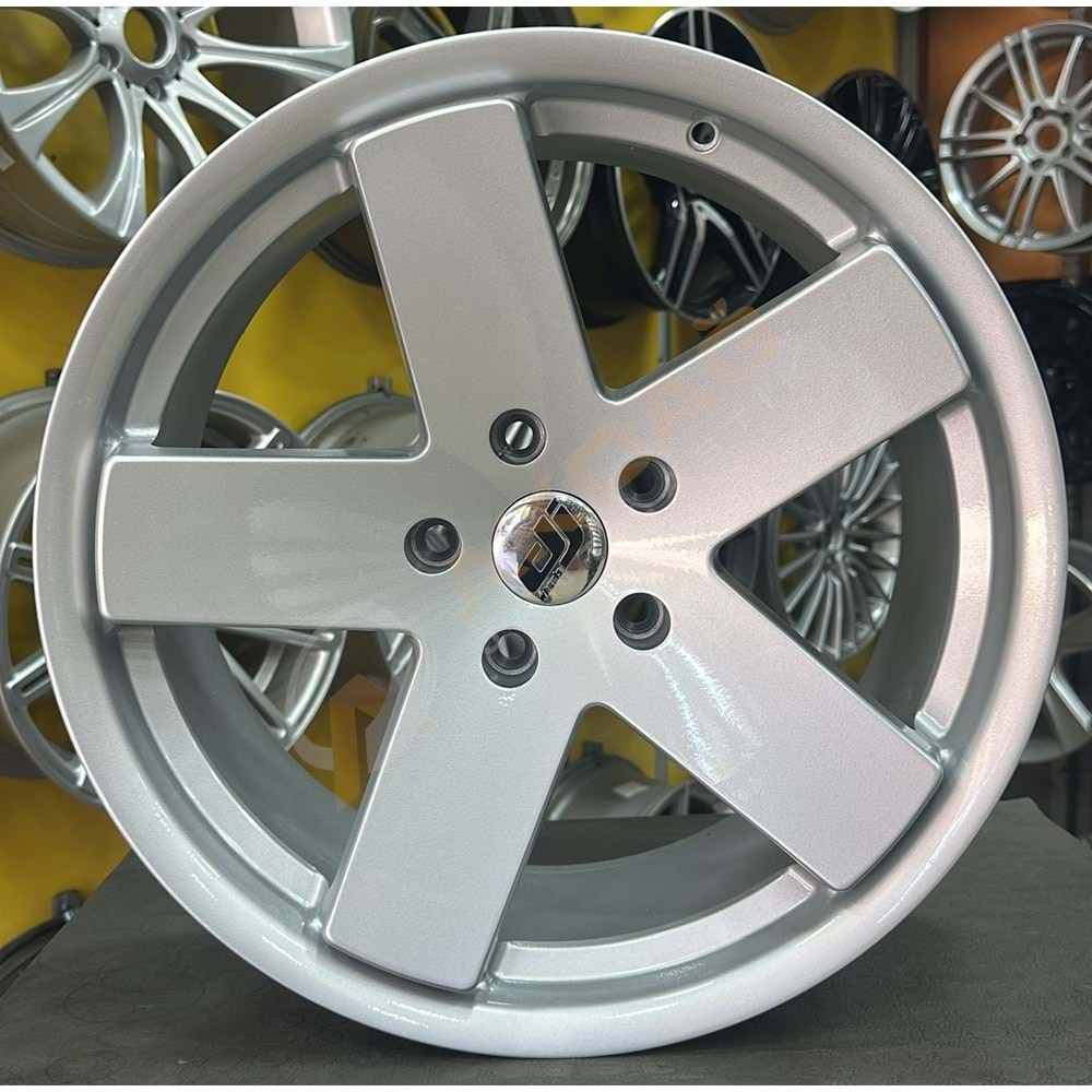 18X8.5 ÇIKMA JANT 5X120 ET 35