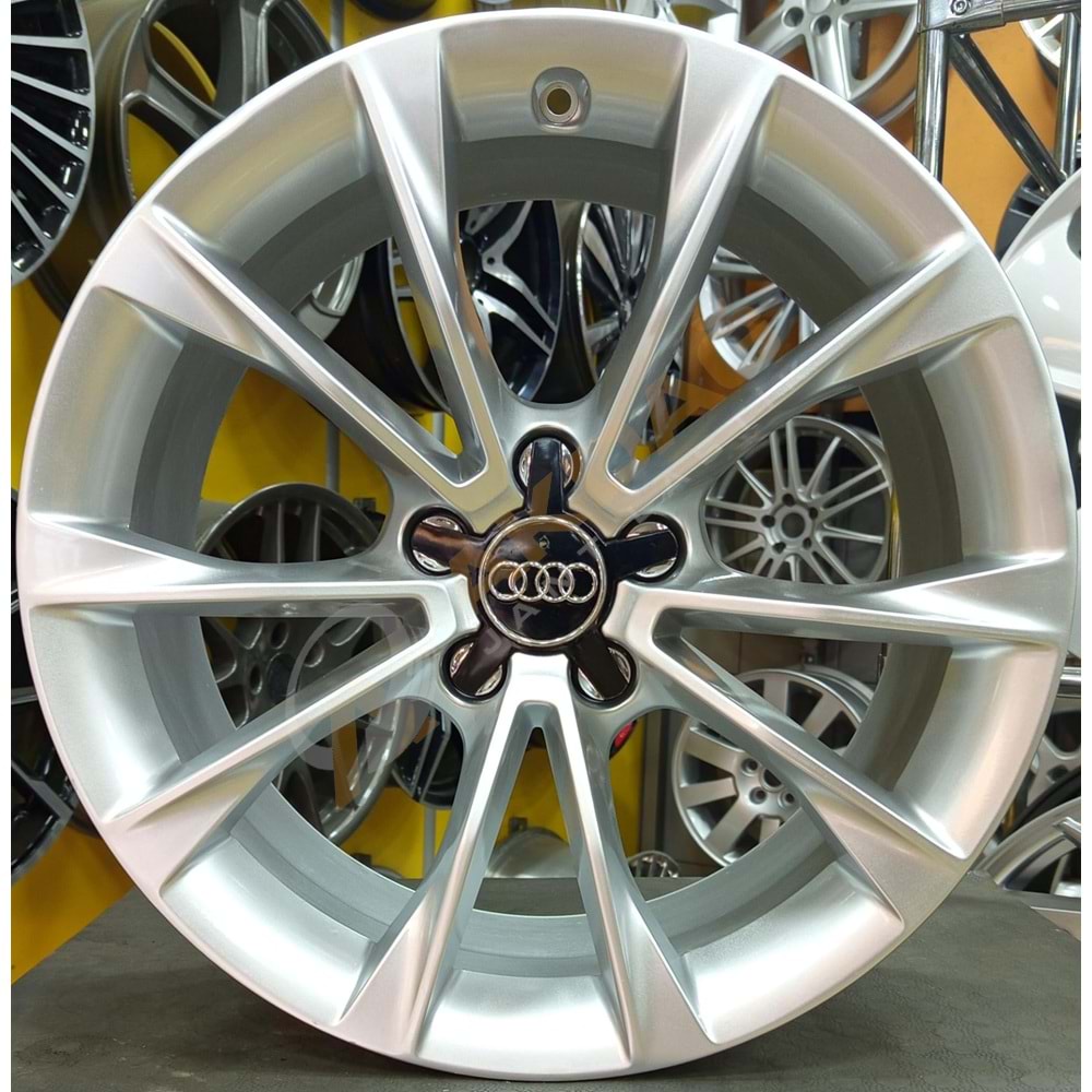 18X8.5 ÇIKMA JANT 5X112 ET 29 OEM AUDİ