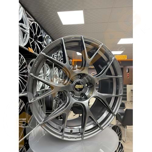 19X8,5 JANT R1W ZRV7 5X112 ET38 73,1 HYPER BLACK