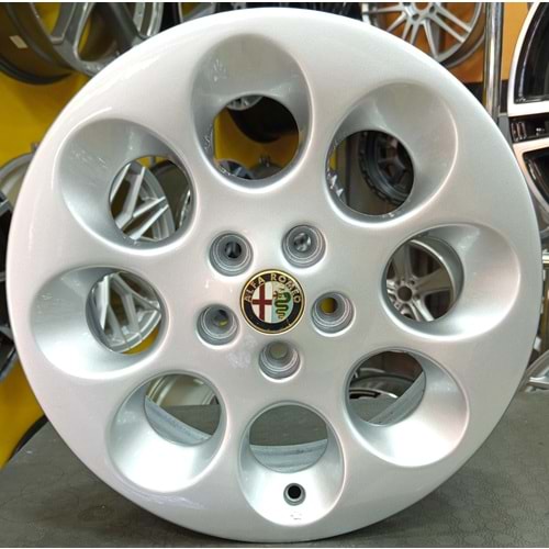 15X6.5 ÇIKMA JANT 5X98 ET 41.5 OEM ALFA ROMEO