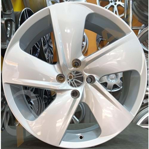 17X7 ÇIKMA JANT 4X100 ET 35 DEKOR JANT