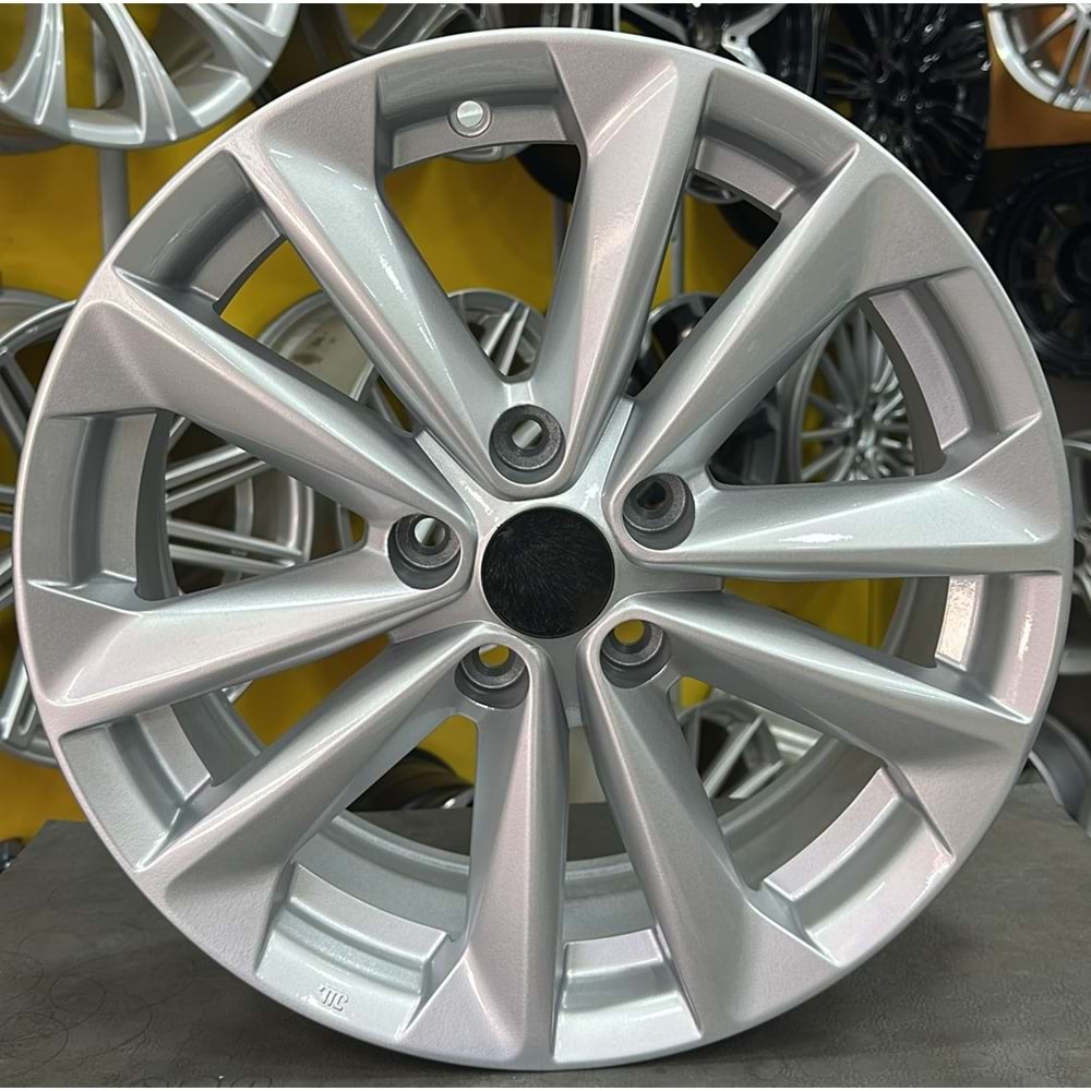 17X7 ÇIKMA JANT 5X114,3 ET 40 OEM NİSSAN