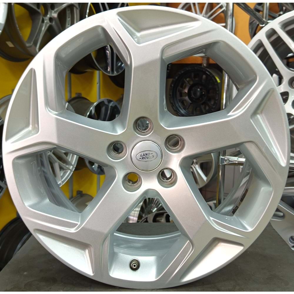 20X8.5 ÇIKMA JANT 5X120 ET 47 OEM LAND ROVER (BORBET LR027)