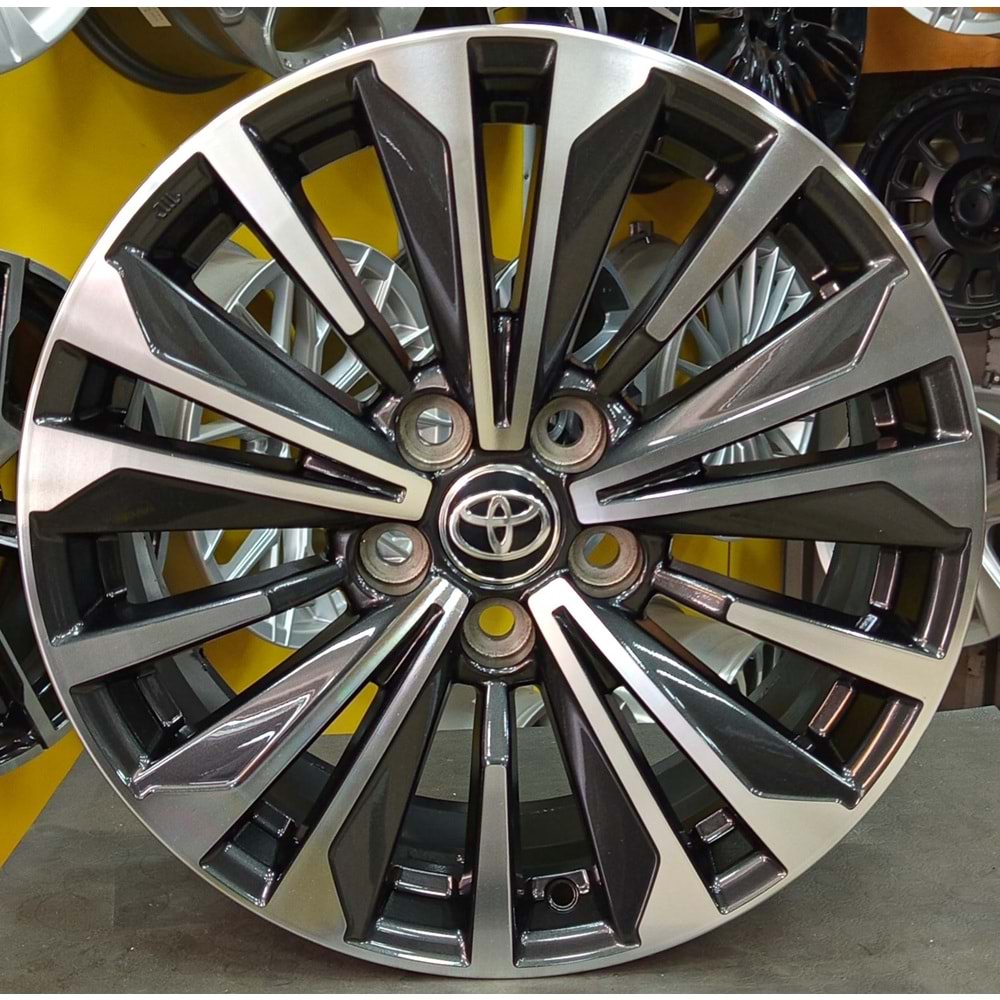 17X7.5 ÇIKMA JANT 5X114,3 ET 40 OEM TOYOTA