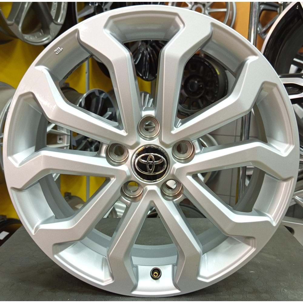 17X6.5 ÇIKMA JANT 5X114,3 ET 40 OEM TOYOTA