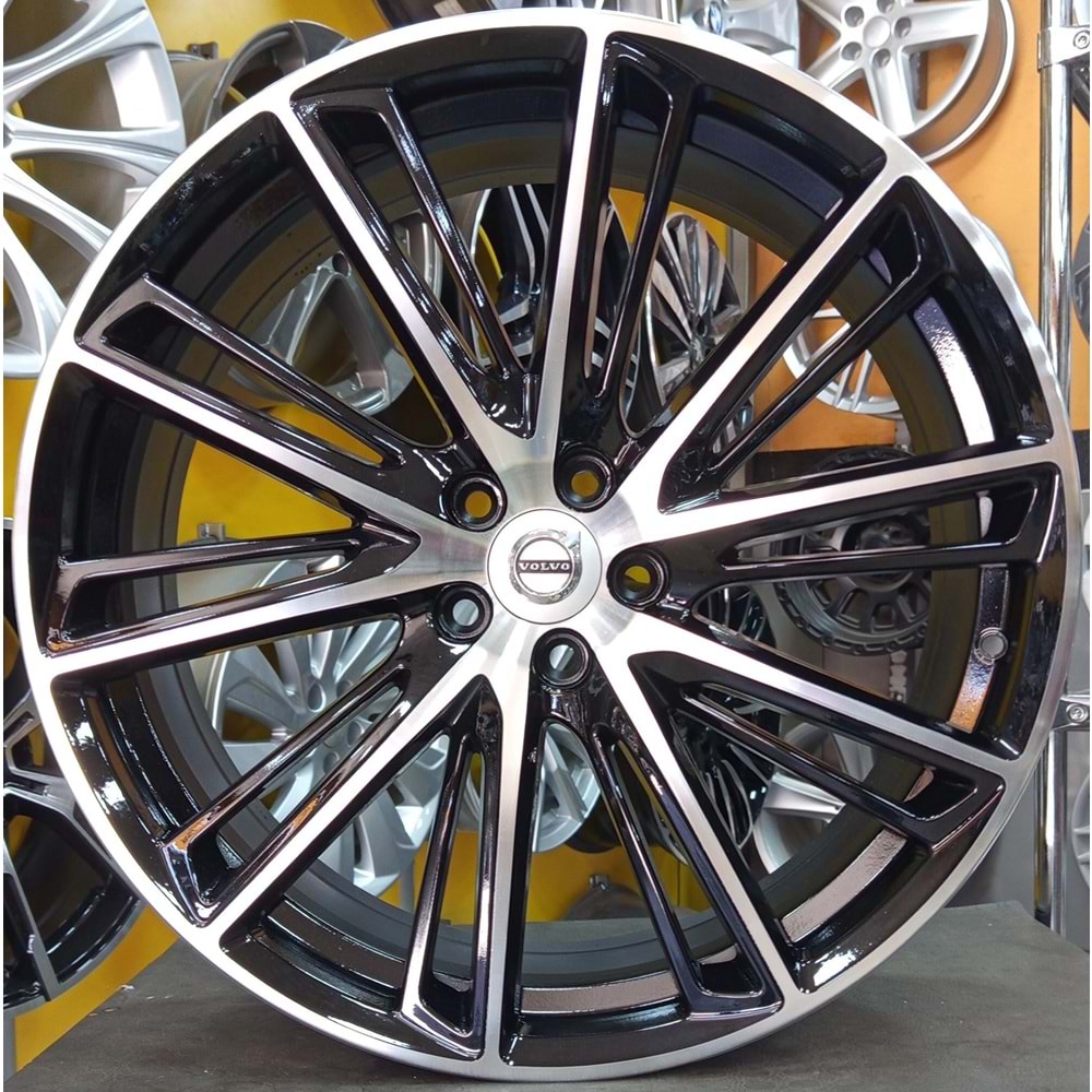 21X8.5 ÇIKMA JANT 5X108 ET 44.5 OEM VOLVO